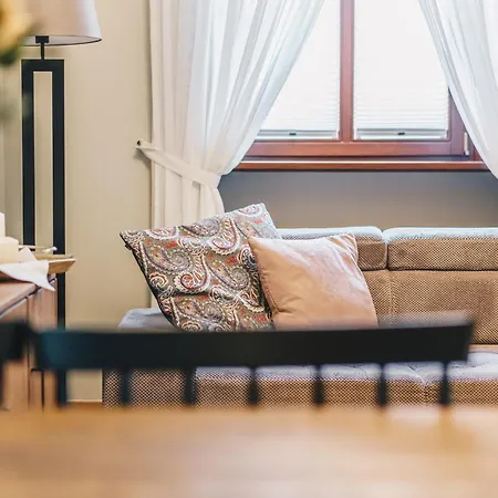 Apartamento Old Town Ac Main Raiway Station *