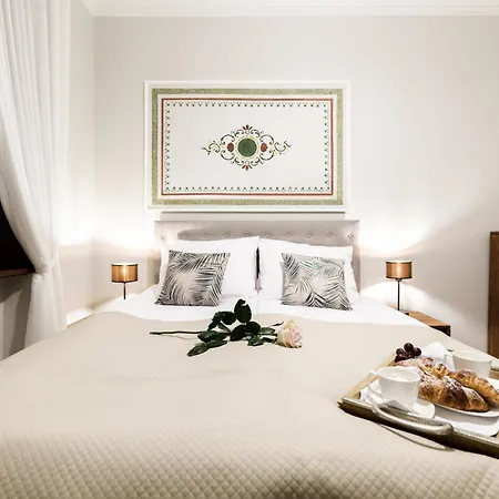 Apartamento Old Town Ac Main Raiway Station