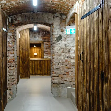Apartman Old Town Ac Main Raiway Station