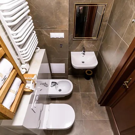 Old Town Ac Main Raiway Station Cracovia