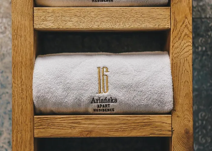 Old Town Ac Main Raiway Station * Krakow