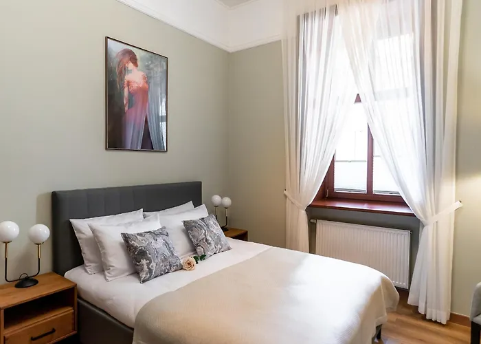 Old Town Ac Main Raiway Station *