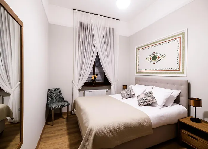 Old Town Ac Main Raiway Station Krakow