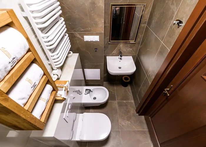 Old Town Ac Main Raiway Station Krakow