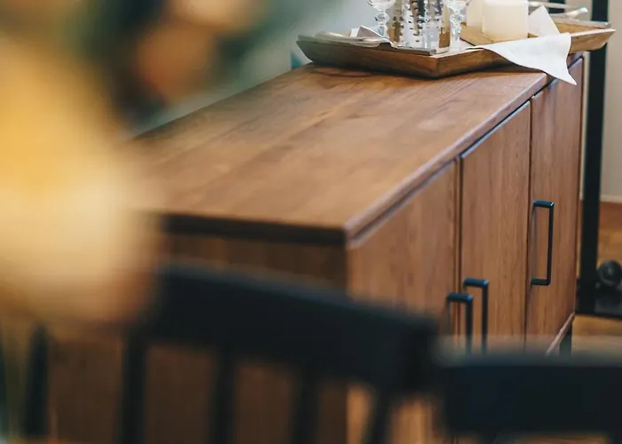 Old Town Ac Main Raiway Station Apartmán *