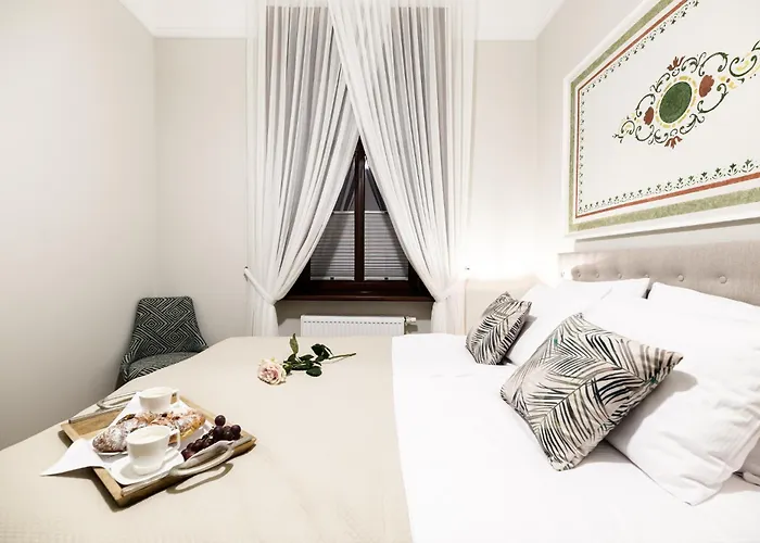 Old Town Ac Main Raiway Station *